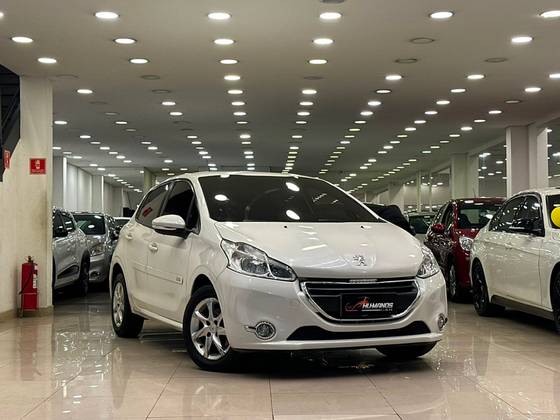 PEUGEOT 208 1.6 ACTIVE PACK 16V FLEX 4P AUTOMÁTICO PEUGEOT 208 1.6 ACTIVE PACK 16V FLEX 4P AUTOMÁTICO